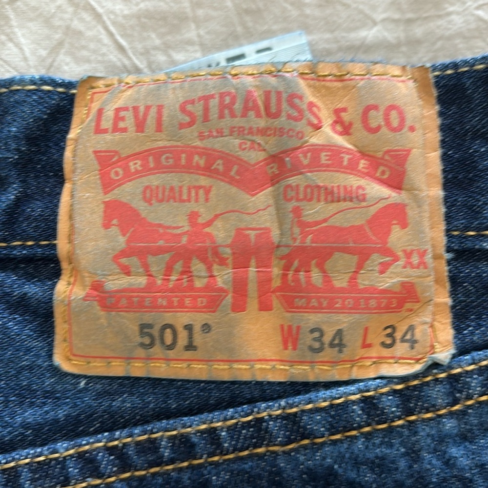 Men’s Levi’s 501 Jeans 34 x 34 NWOT
